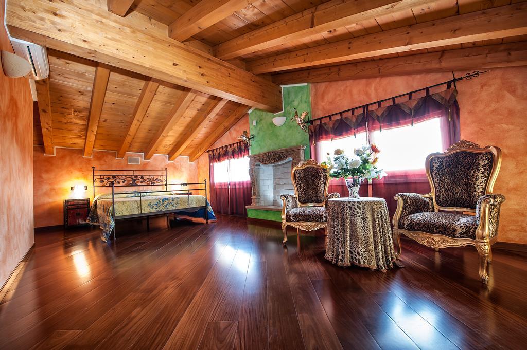 Villa Pace Pozzolengo Room photo